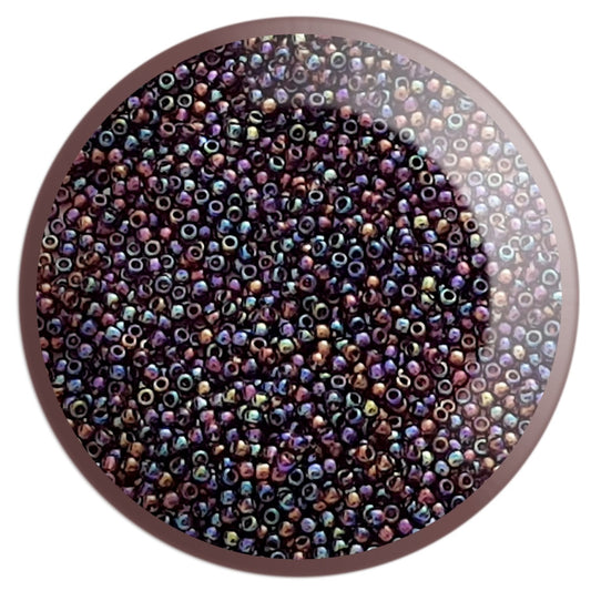 11/0 TR-166C Amethyst Rainbow Round Toho Seed Beads in a circle white background.