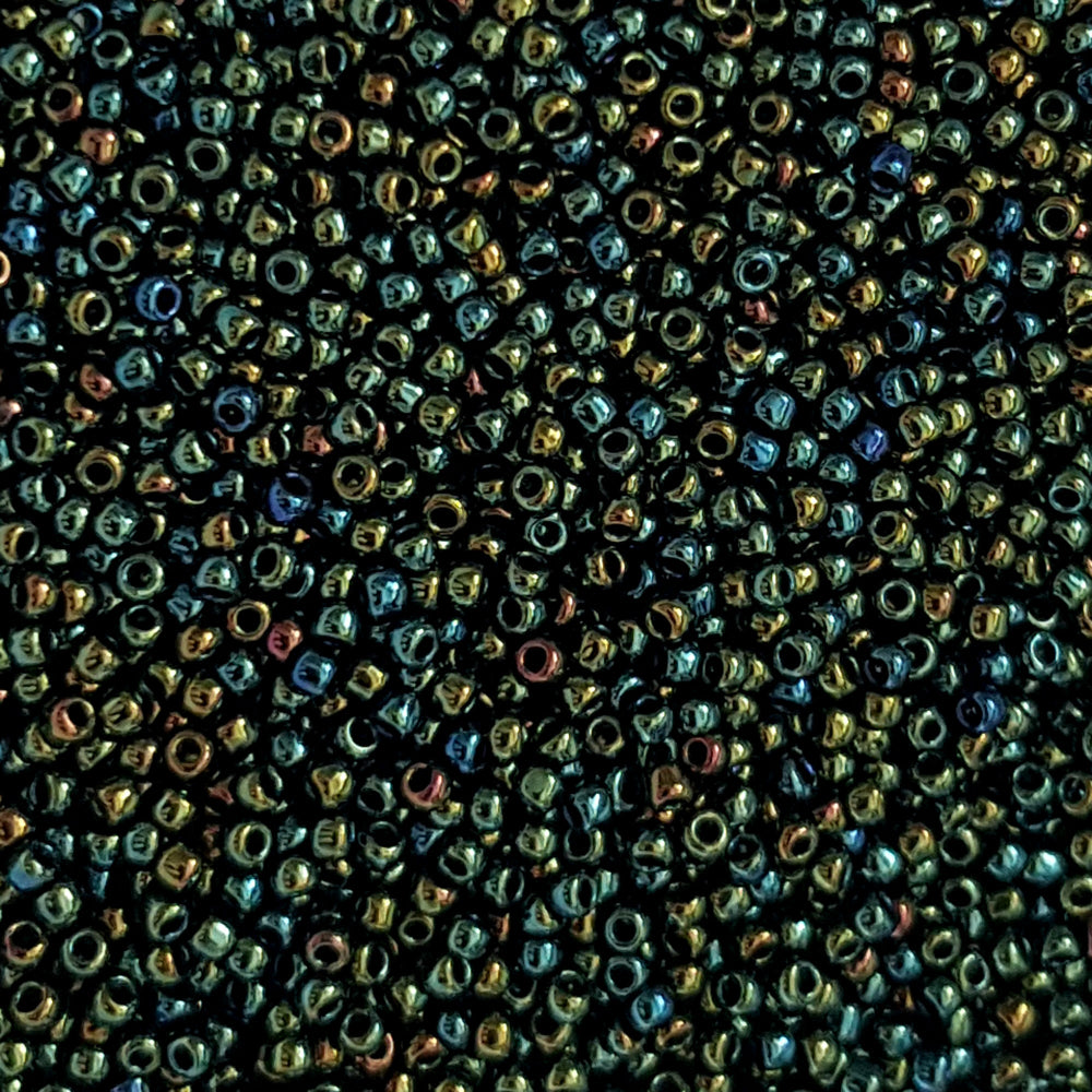 11/0 Toho Seed Beads in Iris green/brown metallic TR-84
