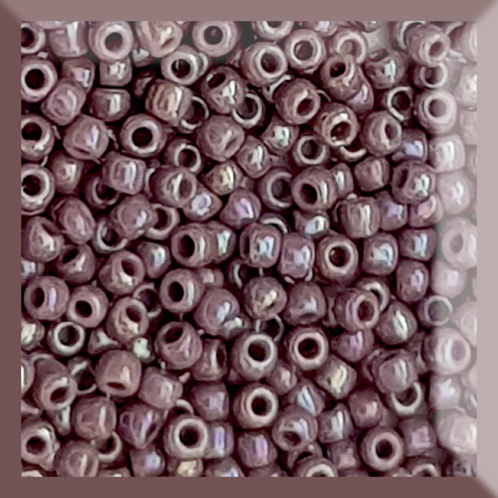 11/0 Toho Seed Beads in lavender rainbow opaque close up