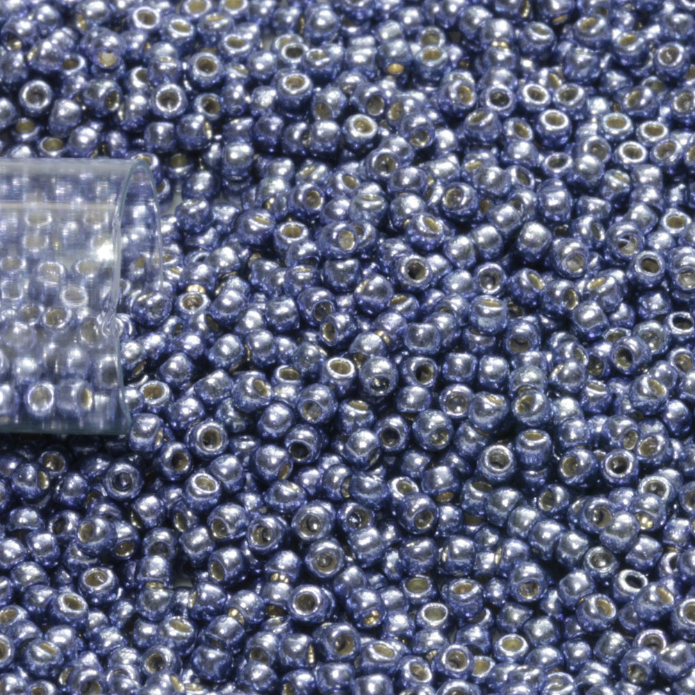 11/0 TR-PF567 Polaris Metallic Permanent Finish Round Toho Seed Beads - Beading Supply close up