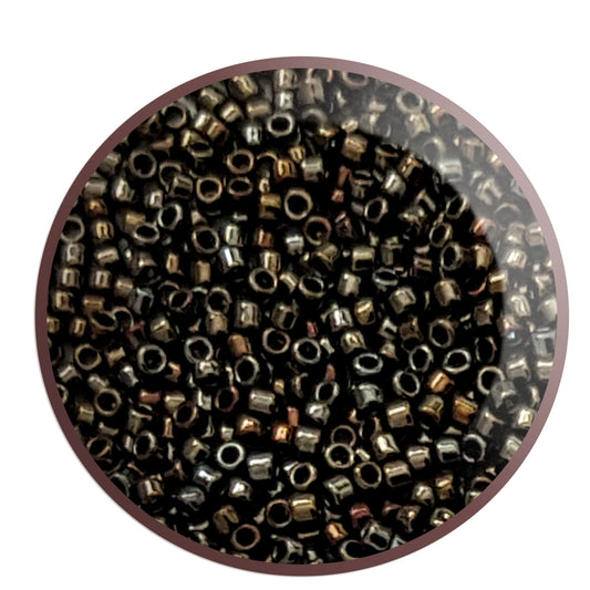 15/0 TR-83 Iris Brown Metallic Round Toho Seed Beads - circle white background.