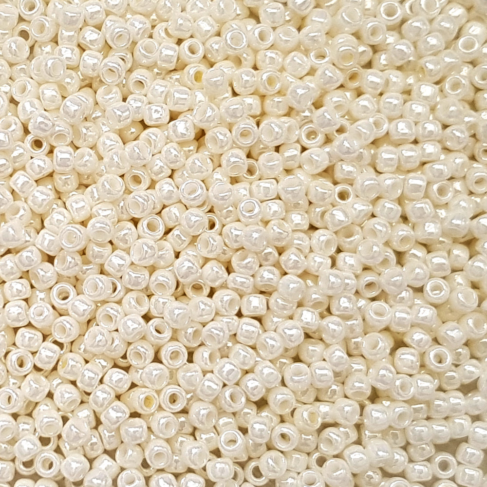 8/0 Toho Seed beads in white Navajo luster opaque TR-122 close up
